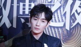 大学老师爆料朱一龙视频,揭秘明星背后的学术风采